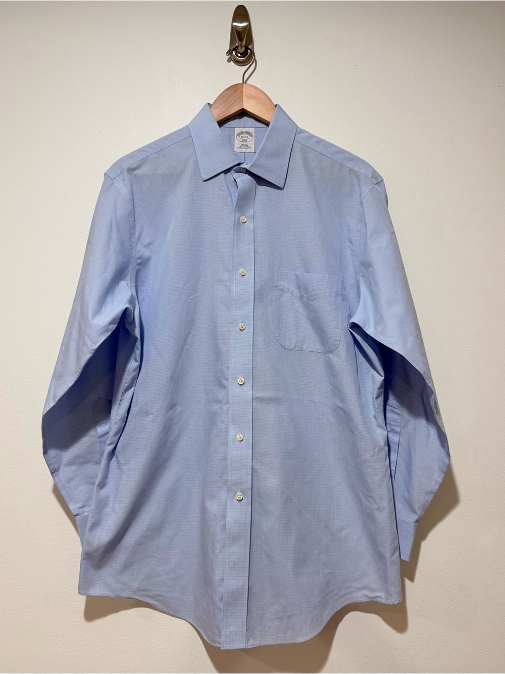 Brooks Brothers Mens Light Blue Dress Shirt Non Iron Supima Cotton Long Sleeve